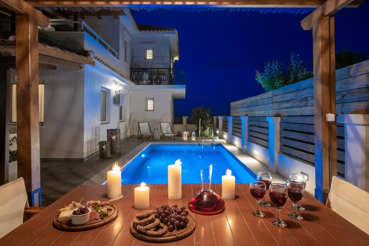 Villa Elizabeth - Seafront Classic Villa! Argassi Buitenkant foto