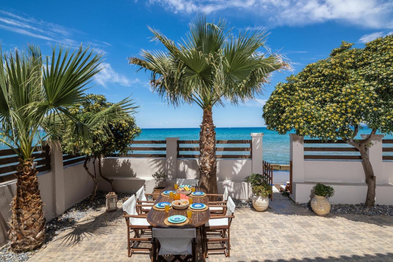 Villa Elizabeth - Seafront Classic Villa! Argassi Buitenkant foto